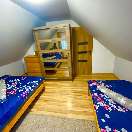 Domek Caloroczny "U Haliny" Mutne Buitenkant foto