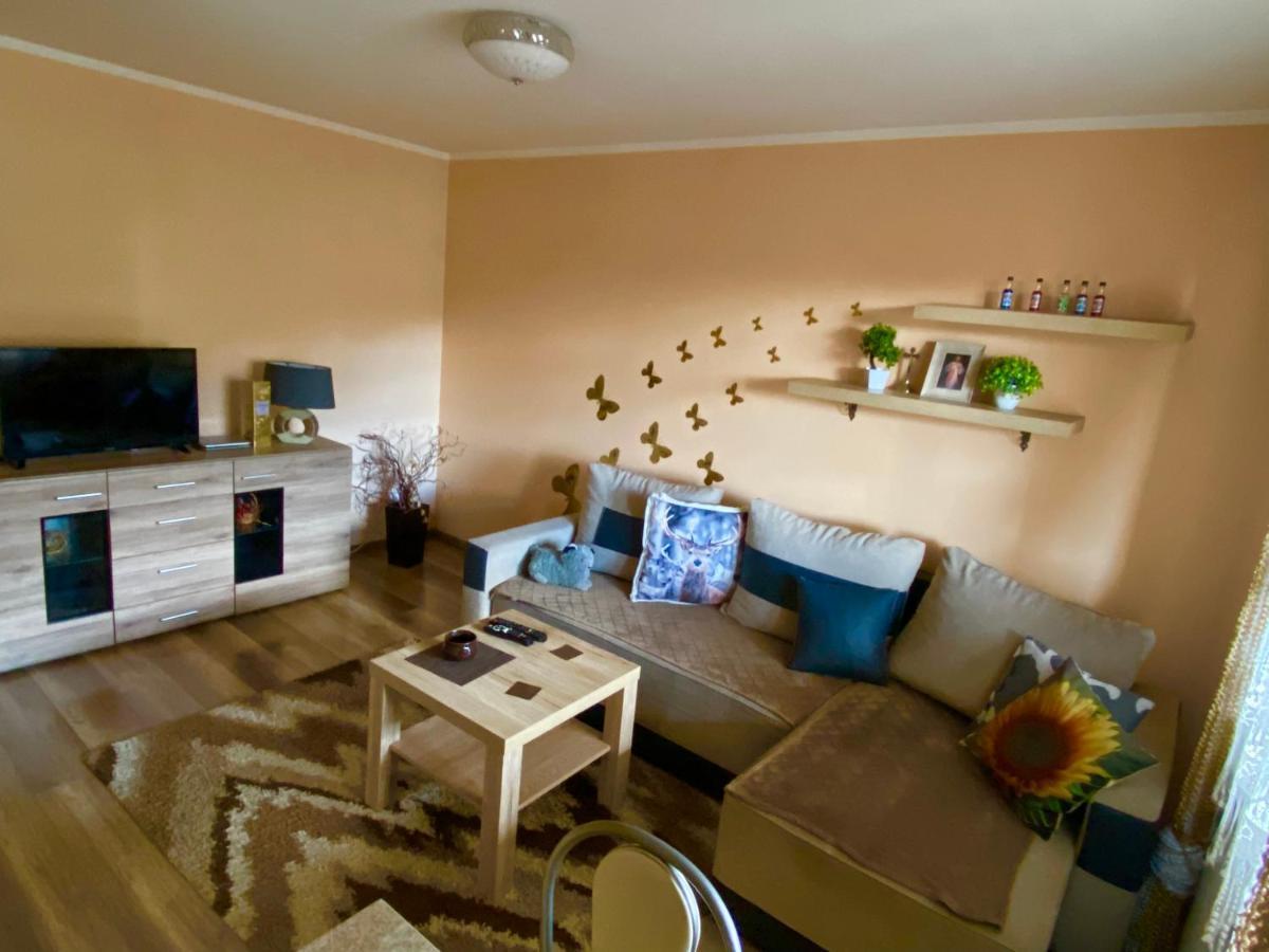 Domek Caloroczny "U Haliny" Mutne Buitenkant foto