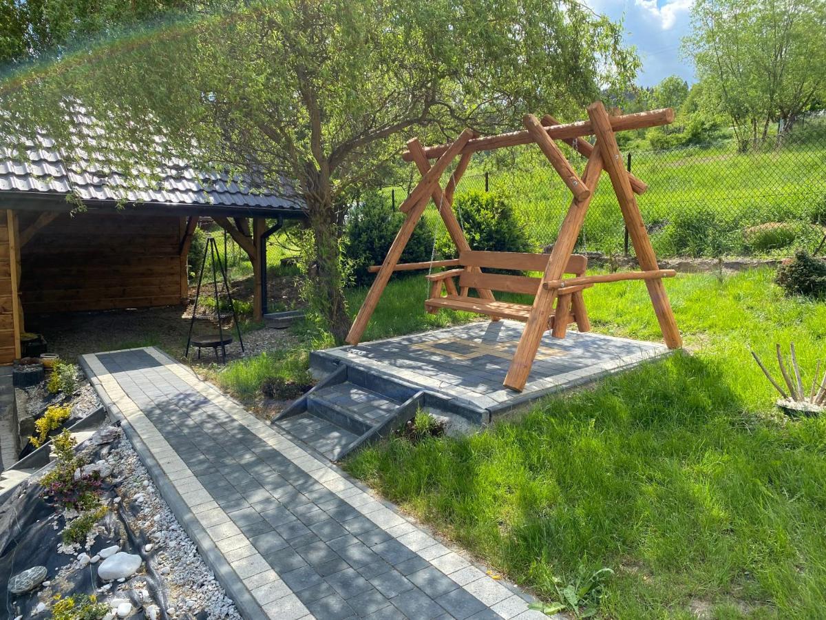 Domek Caloroczny "U Haliny" Mutne Buitenkant foto