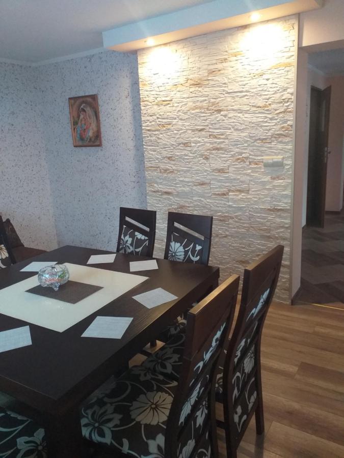 Domek Caloroczny "U Haliny" Mutne Buitenkant foto